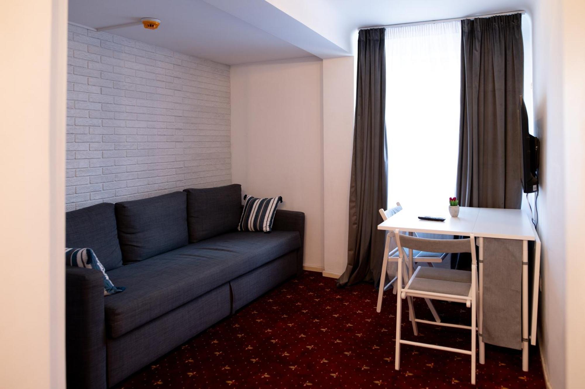 Moise House - Kosher Aparthotel بوخارست المظهر الخارجي الصورة