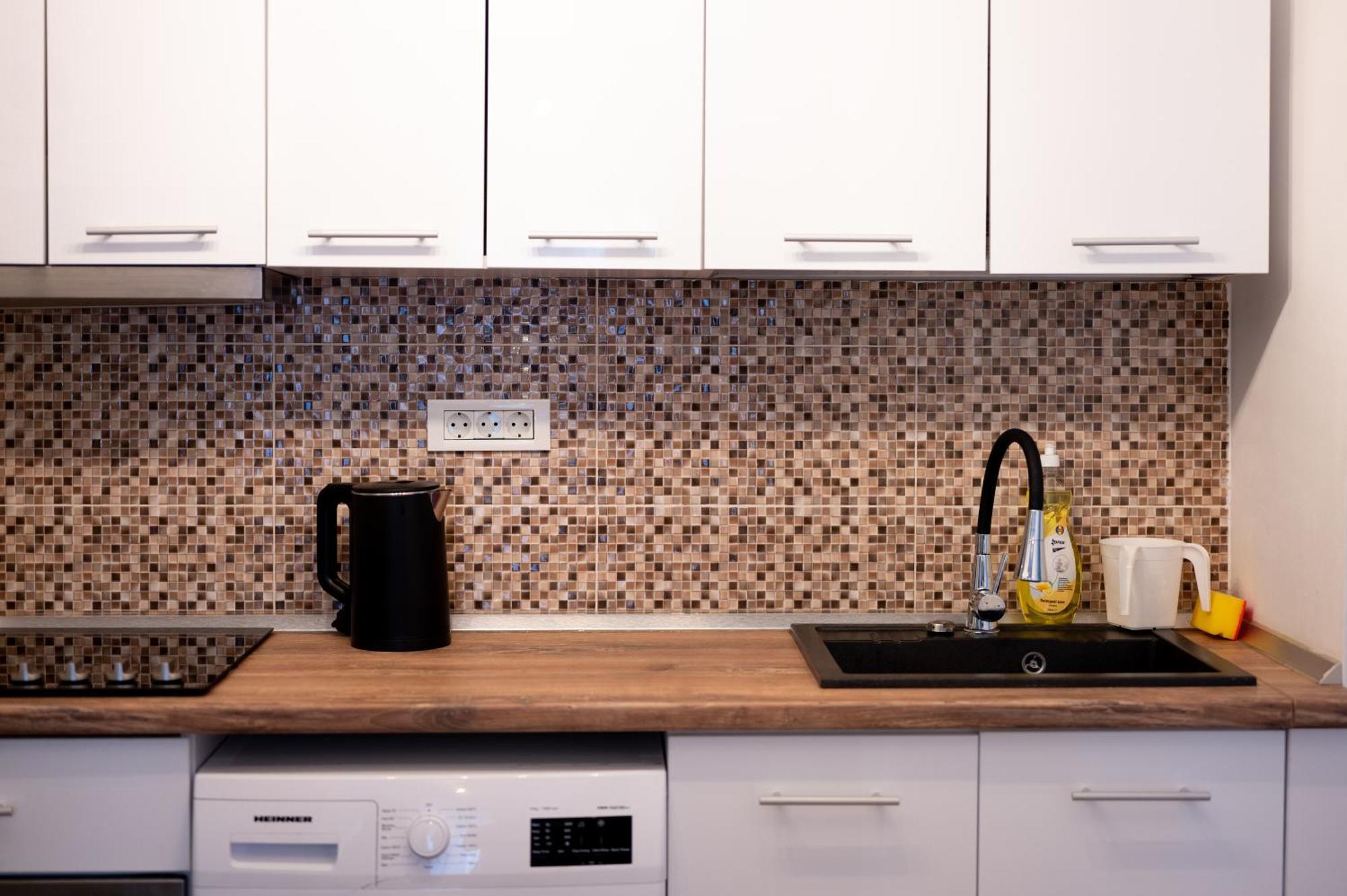 Moise House - Kosher Aparthotel بوخارست المظهر الخارجي الصورة