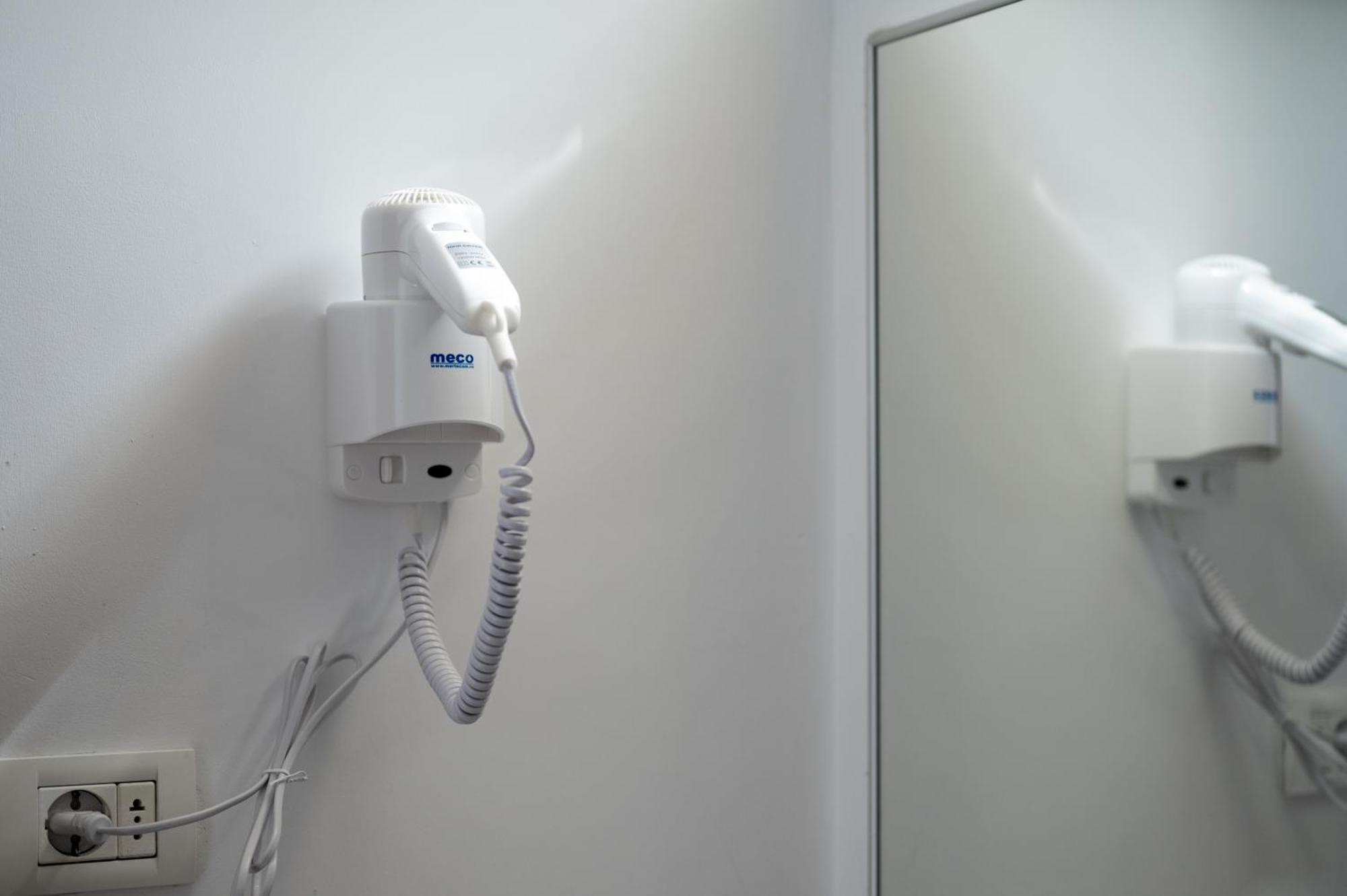 Moise House - Kosher Aparthotel بوخارست المظهر الخارجي الصورة